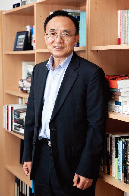 김영익 서강대 경제대학원 교수. [지호영 기자]