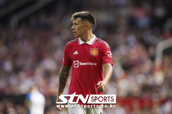 '175cm' 맨체스터 유나이티드 센터백 리산드로 마르티네스. 사진｜뉴시스/AP