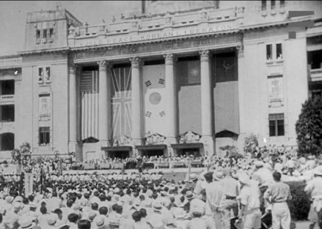 조선총독부 건물. 해방 후에는 미 군정이 청사로 사용했다.(사진=KMDb 영상 캡쳐)