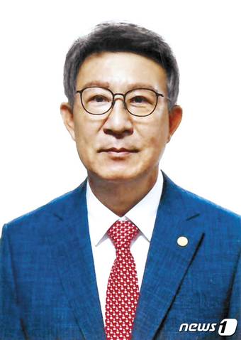 김천수 신임 순복음교회 장로회장