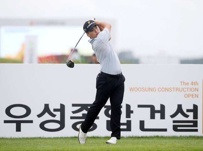 우성종합건설 소속 이규민의 플레이. 사진 | KPGA