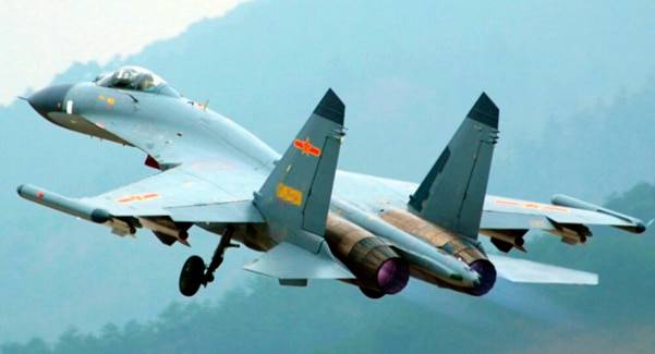 중국 인민해방군 소속 J-16 전투기. /트위터 캡처