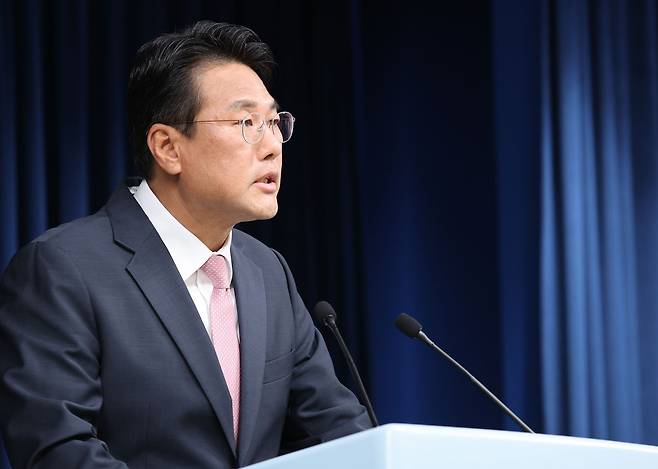 김태효 국가안보실 제1차장이 15일 오후 서울 용산 대통령실 청사에서 윤석열 정부의 대북정책 관련 브리핑을 하고 있다. /연합뉴스