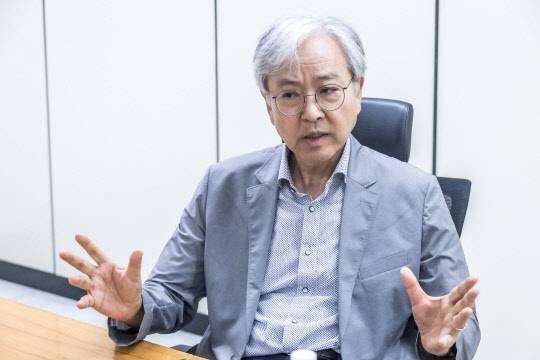 홍성걸 국민대 행정학과 교수. 







박동욱기자 fufus@