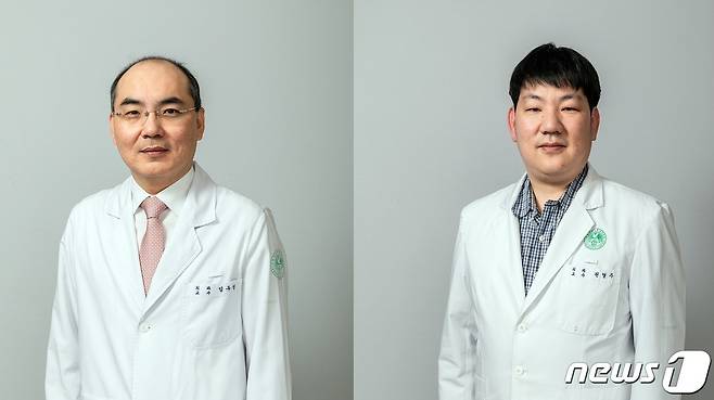(왼쪽부터) 이대여성암병원의 임우성 유방암센터장, 권형주 갑상선암센터장 (이대여성암병원 제공)