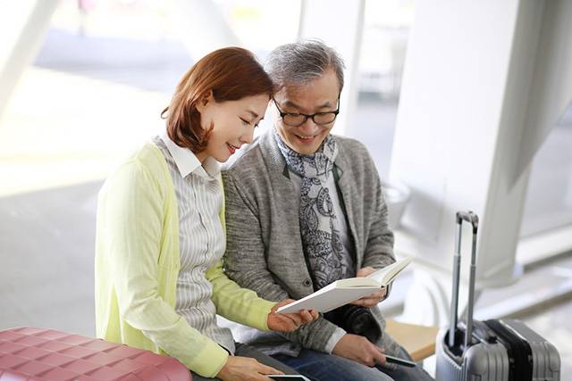 최근 인지 활동, 신체 활동, 사회 활동 순으로 치매 예방 효과가 좋다는 연구 결과가 나왔다./사진=클립아트코리아