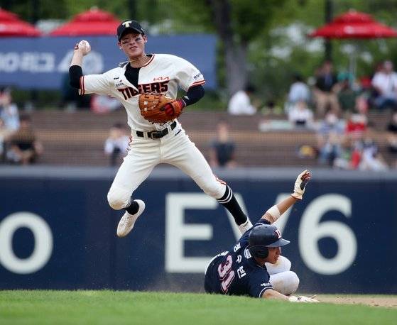KIA 타이거즈 유격수 박찬호. 연합뉴스