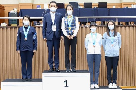 ‘제68회 경기도체육대회’포켓9볼 여자 1부 입상자. (왼쪽부터)준우승 현지원(화성시), 우승 김혜영(성남시), 공동3위 김지혜(안산시) 이지영(김포시). (사진=경기도당구연맹)