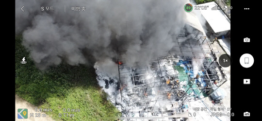 18일 오후 12시 30쯤 세종시 전의면 유천리의 한 플라스틱 제조 공장에서 불이 나 40대 근로자 1명이 화상을 입는 사고가 발생했다. 사진=세종소방본부 제공