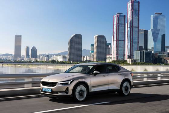 신규 컬러 주피터가 적용된 폴스타2