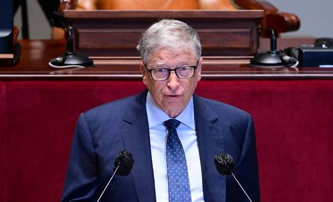 빌 게이츠 마이크로소프트 창업자가 16일 오전 서울 여의도 국회의사당에서 연설하고 있다.&nbsp; &nbsp;연합뉴스