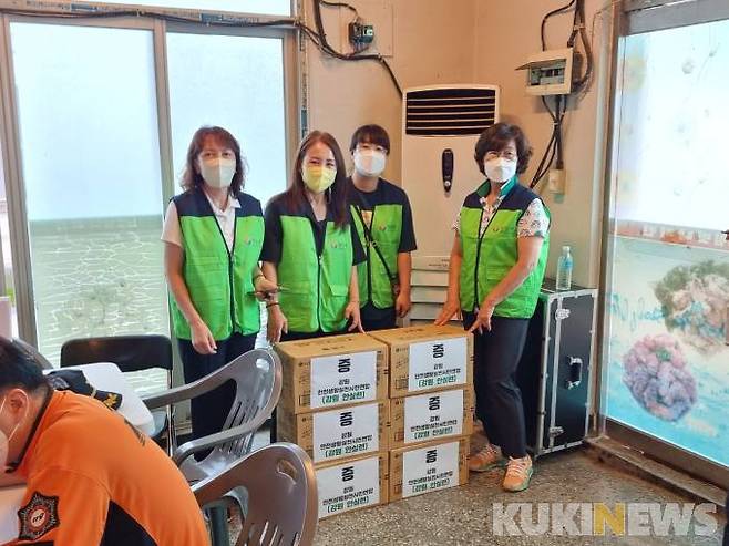 원주시 시민단체 후원품 전달.