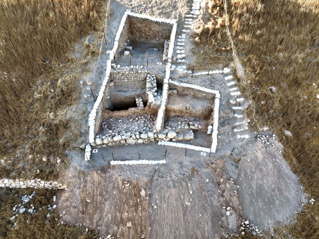 서울장신대 성서고고학연구소(소장 강후구)가 최근 이스라엘 텔라기스 지역에서 발굴 작업을 했던 사이트 모습으로 3500년 전 고대 가나안 시대 유물이 대거 발견됐다. 강후구 소장 제공