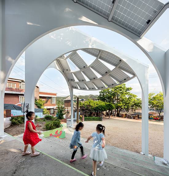 홍은동 태양광 조형물 / 사진 제공 = 신경섭 작가