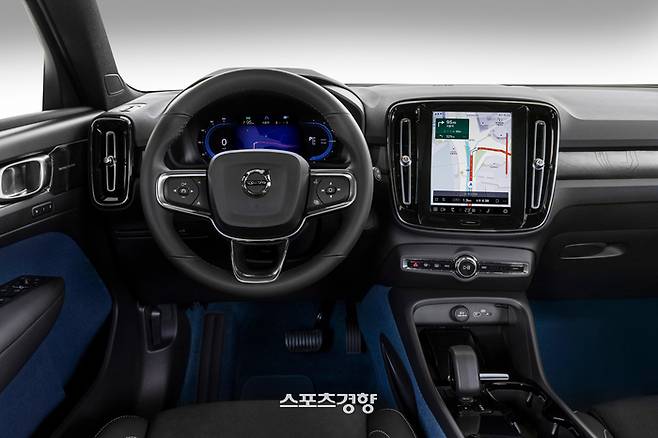 ‘신형 XC40 리차지 트윈’