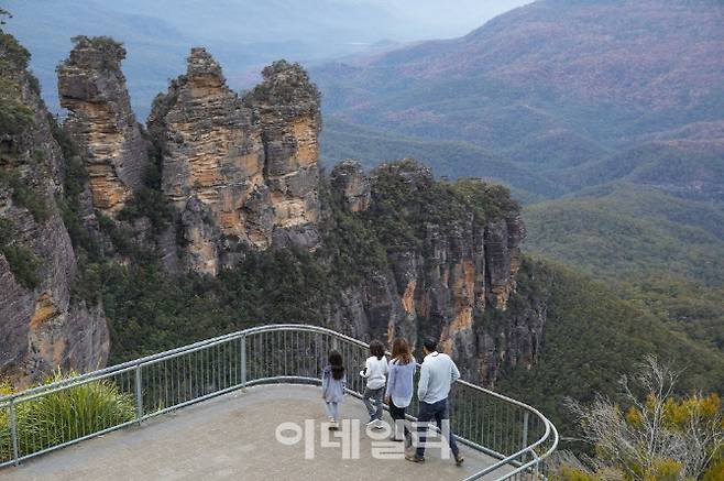 블루 마운틴 국립공원 내 세 자매봉(사진=뉴 사우스 웨일즈주 관광청)