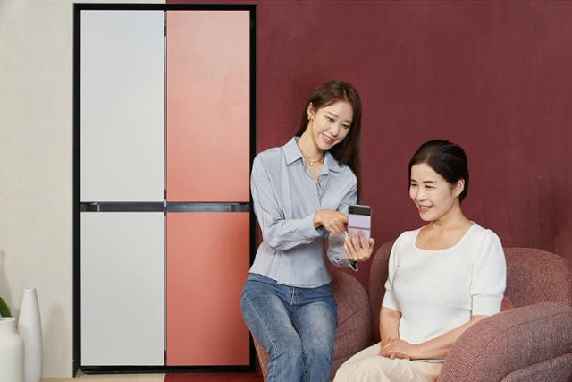 삼성전자가 스마트싱스 홈 케어 서비스를 업데이트하고 가족 돌봄 기능을 추가했다. 삼성전자 제공