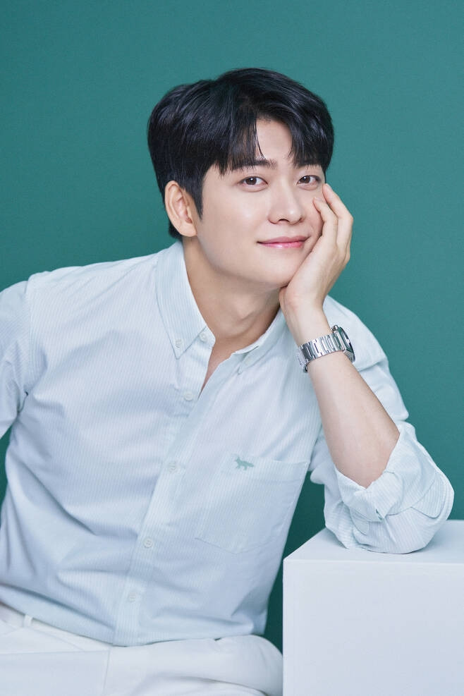 배우 강태오