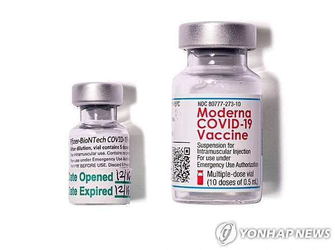 화이자와 모더나의 코로나19 백신 [로이터 연합뉴스자료사진. 재판매 및 DB 금지]