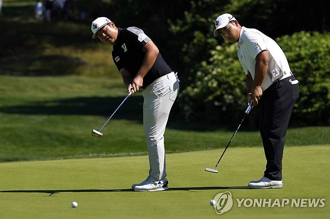 6월 US오픈 연습 라운드 때 임성재와 김주형의 모습 [AP=연합뉴스 자료사진]