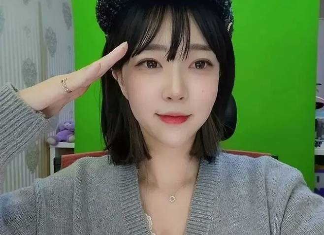 인기 트위치 스트리머가 전문대학 교수에 임용됐다. SNS 캡처