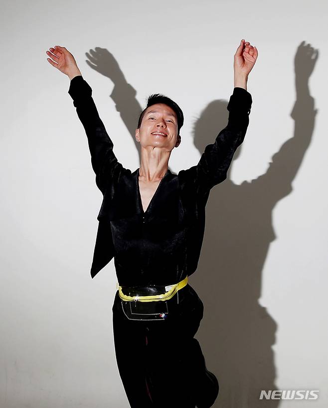 [서울=뉴시스] 조수정 기자 = 드래그퀸 아티스트 모지민 씨. 2022.08.27. chocrystal@newsis.com