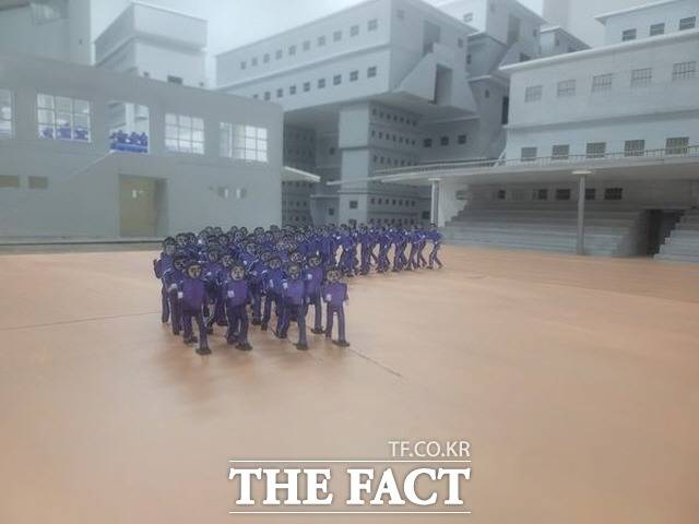 한 대표는 피해자 기억의 원형 보존을 통한 완전한 진상규명을 위해 형제복지원의 참혹한 일상을 재현하는 모형만들기 작업을 2년 째 계속하고 있다. / 한종선 페이스북 캡처