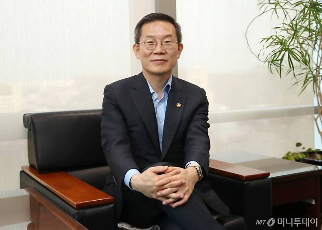이종호 과학기술정보통신부 장관 인터뷰 /사진=김휘선 기자 hwijpg@