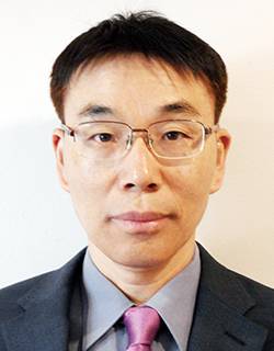 미국과 영국 등 서구 미디어에서 디지털 뉴스 유료 구독제가 자리를 잡아가고 있다. 사진은 영어뉴스 웹사이트 방문 횟수 1위를 달리는 BBC(왼쪽부터 시계방향), 1996년 미디어 역사상 처음으로 페이월을 도입한 월스트리트 저널, 무료 온라인 뉴스를 포기하지 않는 가디언, 영국에서 처음으로 디지털 뉴스 유료 구독제를 시행한 더 타임스.