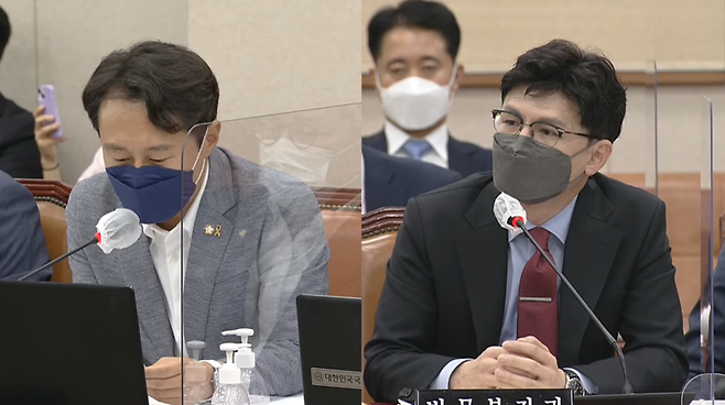 (왼쪽부터)  이탄희 더불어민주당 의원과 한동훈 법무부 장관이 지난 22일 서울 여의도 국회에서 열린 법제사법위원회 전체회의에 참석한 모습. / 사진=MBN