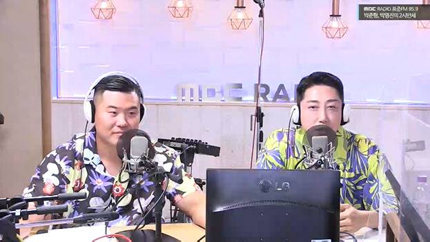 ‘박준형, 박영진의 2시만세’에 출연한 손헌수(오른쪽)와 미키광수. [MBC 표준FM]