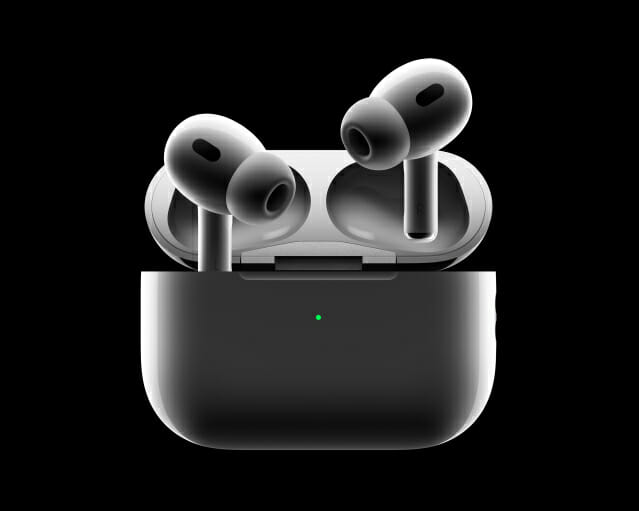 애플이 에어팟 프로2를 공개했다. 전작보다 ANC, 맞춤형 공간 음향, 배터리 성능이 강화됐다. (사진=애플)