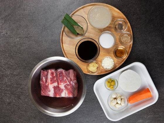 소등갈비찜의 재료. 사진 송미성