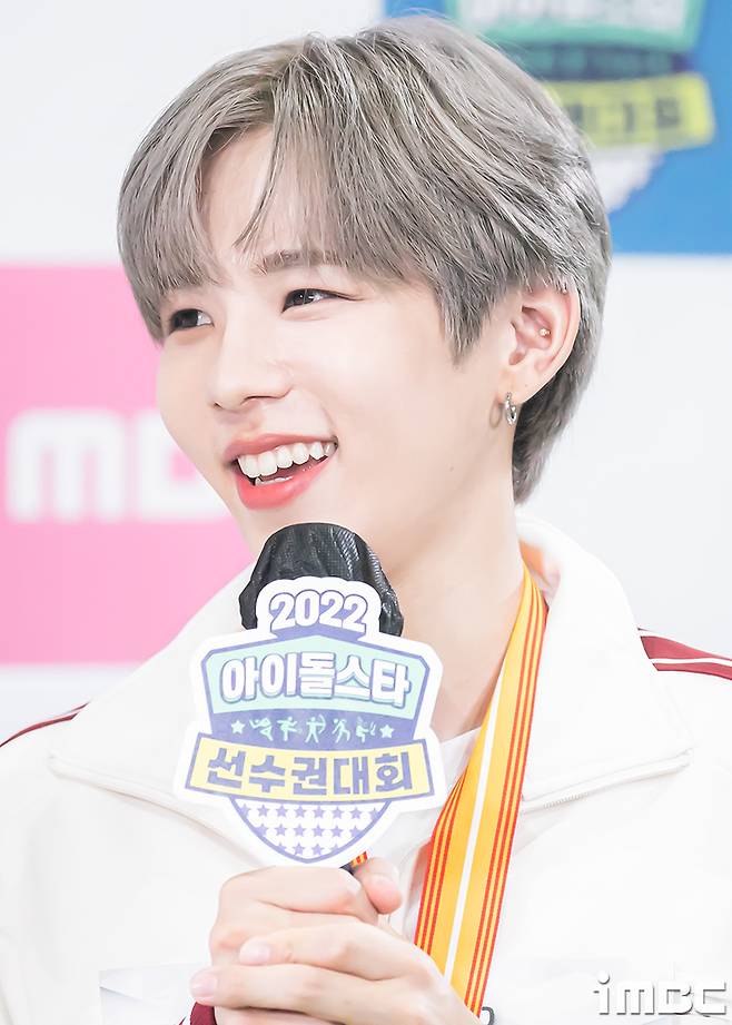 NCT sacrament, Jung Woo, Shotaro Ishinomori Recently, MBC 2022 Idol Star Championship (hereinafter referred to as ) was held at Goyang Indoor Gymnasium in Gyeonggi Province.Ten medals were taken in the 2022 six events, which were held in Cheongbaekjeon.2022three9(Is it possible to)5thirty1, 12(Is it possible to)5twentytwoeleven(Is it possible to)twofiftyE..iMBC