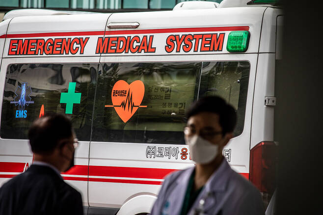 정부는 응급환자를 진료할 125개 병원을 ‘지역응급의료센터’로 지정했다. 그중 한 곳인 서울아산병원. ⓒ김흥구