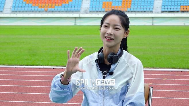 ▲ 스포티비뉴스와 인터뷰 중인 김민지