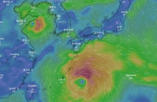 미국 기상센터(GFS)에 따르면 16일 오키나와 해상 약 500km 떨어진 곳에서 태풍 반경 약 800km인 태풍 므르복(Merbok)이 발생한다. 므르복은 세력을 키우면서 북진해 오는 19일 제주도 해상에 진입할 것으로 예측된다. 사진=연합뉴스