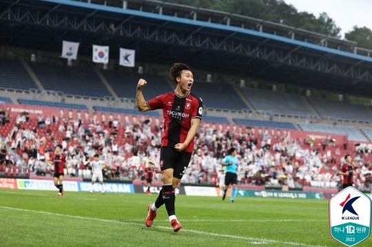 선제골을 터뜨린 부천FC의 조현택[한국프로축구연맹 제공]