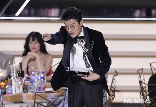 오징어 게임, 황동혁 감독