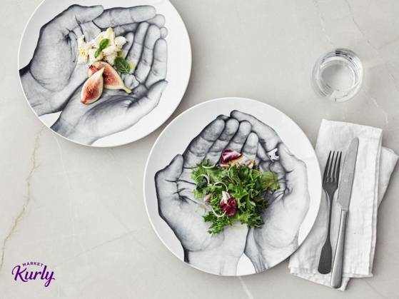 마켓컬리는 주방용품 카테고리에서 하이엔드 브랜드의 인기가 높아졌다고 설명한다. 마켓컬리의 하이엔드 주방용품. 마켓컬리