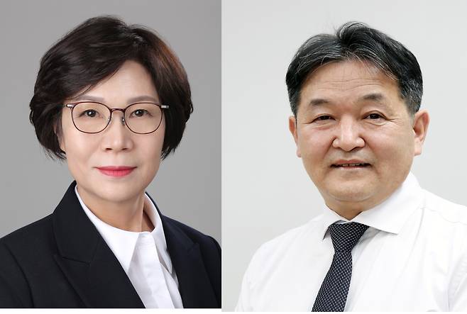 관악구의회 민영진 의원과 손숙희 의원 - 지난 7일 법무부 서울보호관찰소로부터 감사장을 받은 관악구의회 민영진(오른쪽) 의원과 손숙희(왼쪽) 의원.