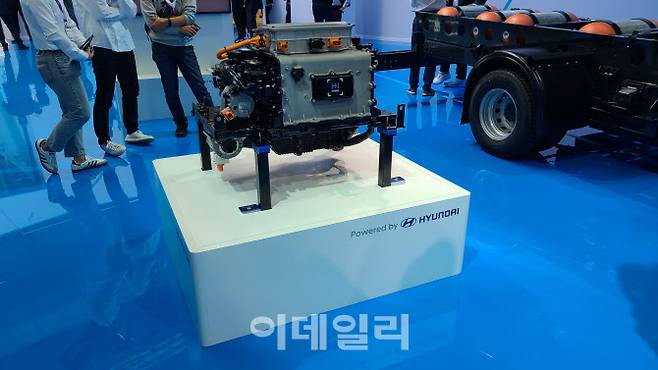 이베코의 e데일리 수소전기차에 탑재된 현대자동차의 90kW 급 수소연료전지시스템 (사진=손의연기자)