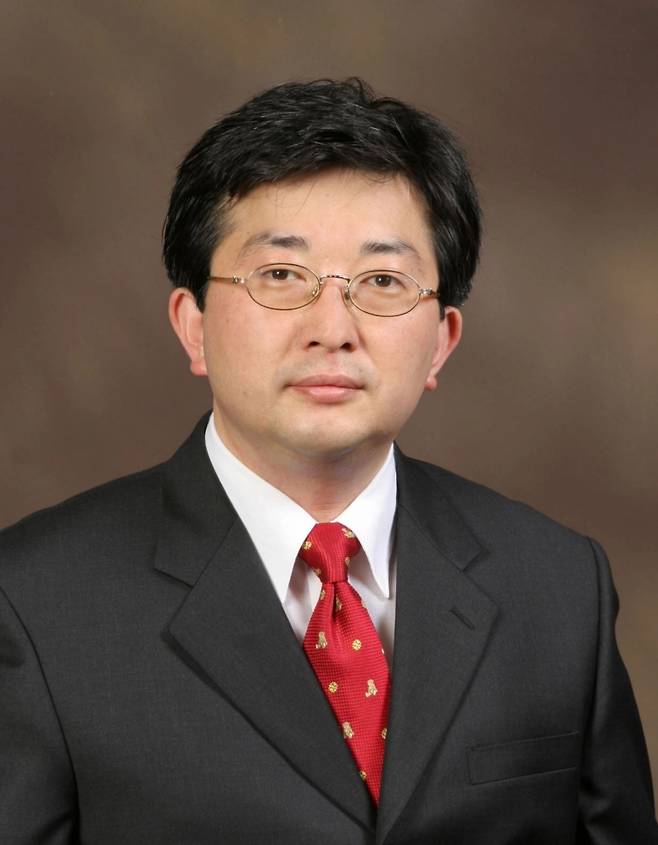 Yoo Hee-dong, Administrator of the Korea Meteorological Administration (KMA)