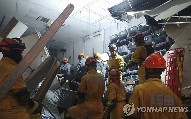 브라질 강당 붕괴 사고 현장 [상파울루 AFP=연합뉴스. 상파울루 소방본부 제공. 재판매 및 DB 금지]