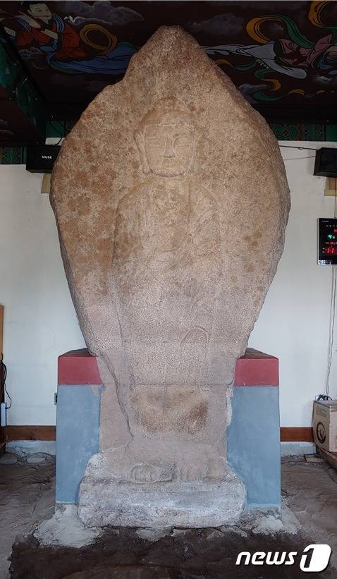 전남도 유형문화재로 지정된 고흥 성불사 석조여래입상.(전남도 제공) 2022.9.22/뉴스1