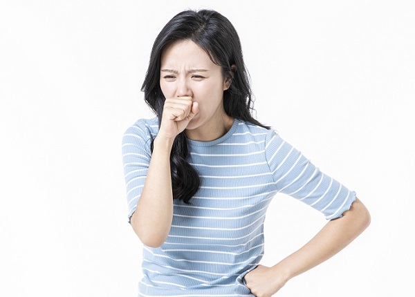 역류성식도염은 기침, 흉통, 입냄새 등을 유발할 수 있다./사진=클립아트코리아