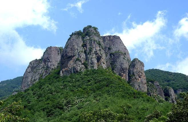 청송 유네스코 세계지질공원으로 지정된 주왕산 전경. 경북도 제공