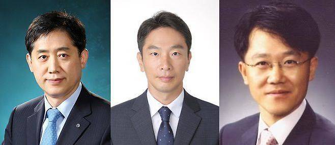 왼쪽부터 김주현 금융위원장, 이복현 금융감독원장, 강석훈 산업은행 회장.