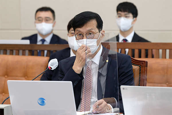 BOK Governor Rhee Chang-yong. [Photo by Yonhap]