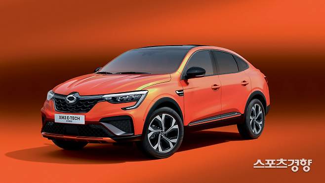 XM3 E-TECH 하이브리드 신규 컬러 일렉트릭 오렌지
